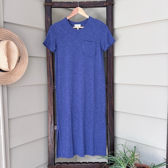 Jessica Simpson Dresses & Skirts - Jessica Simpson Finlee T-Shirt Dress Viscose Blend Pocket Slits Blue Womens XS